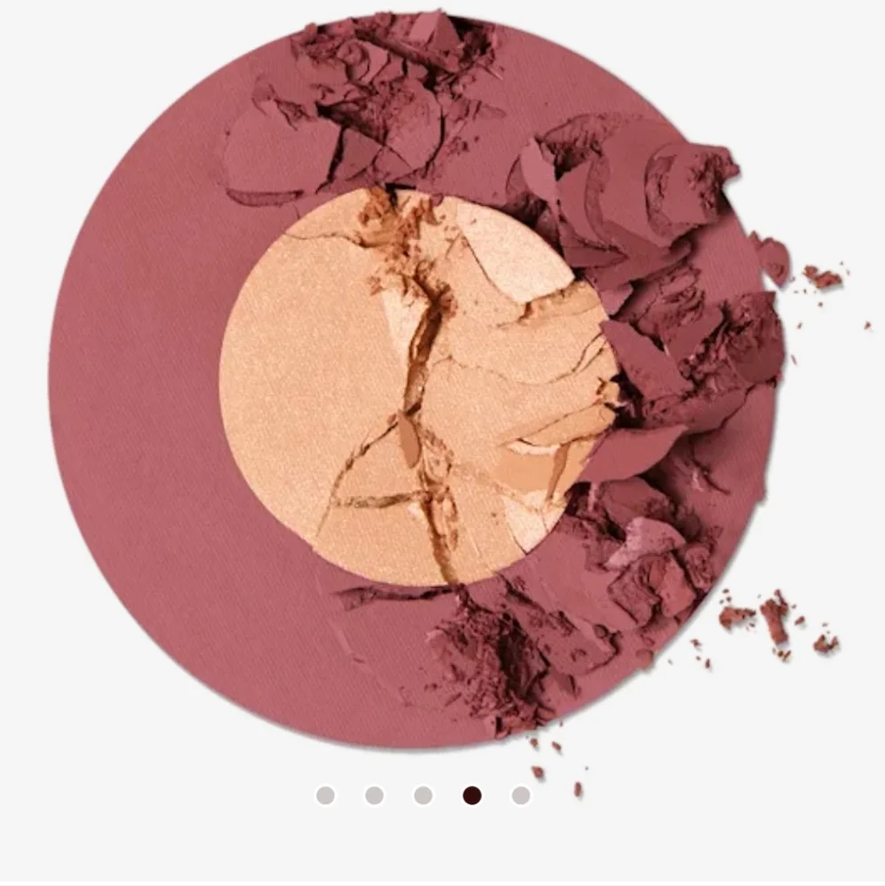 Charlotte Tilbury Cheek to Chic Blusher – “Walk of No Shame” Blush NIB
